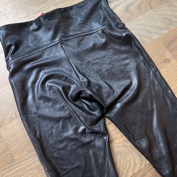 Spanx Faux Leather Leggings - Picture 3 of 5